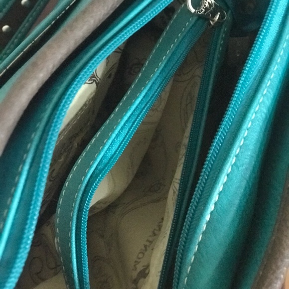 Montana West Beaded Steer Head Concealed Carry - Picture 6 of 6